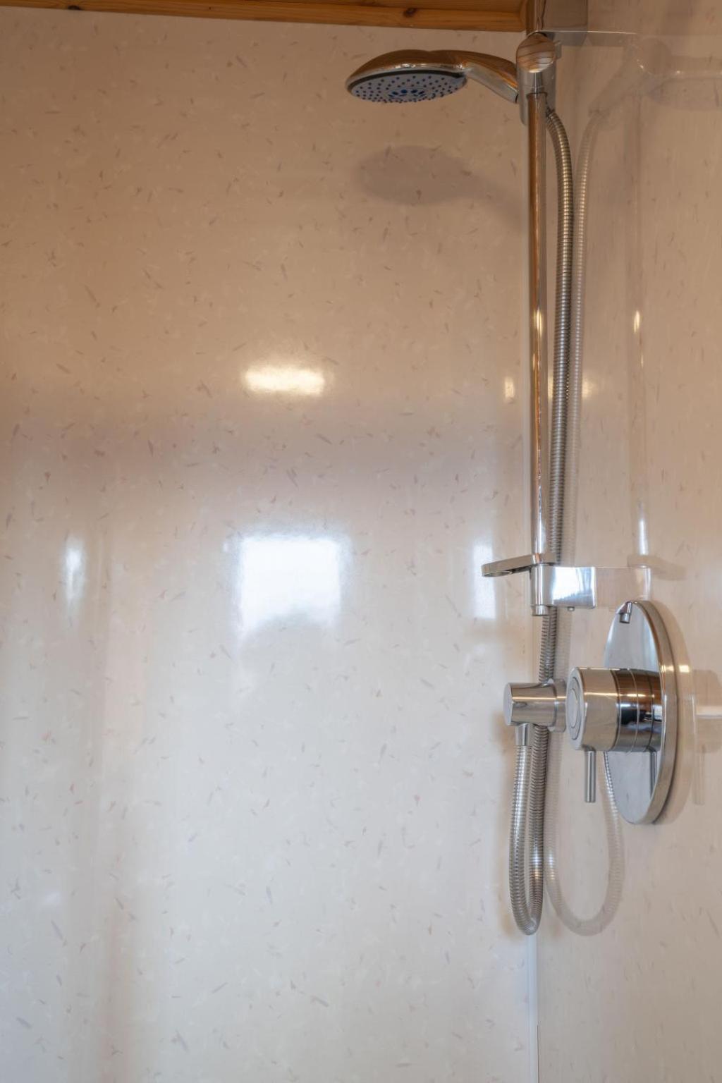 Chalet Loch Leven Lodge 10 By Interhome Kinross Luaran gambar