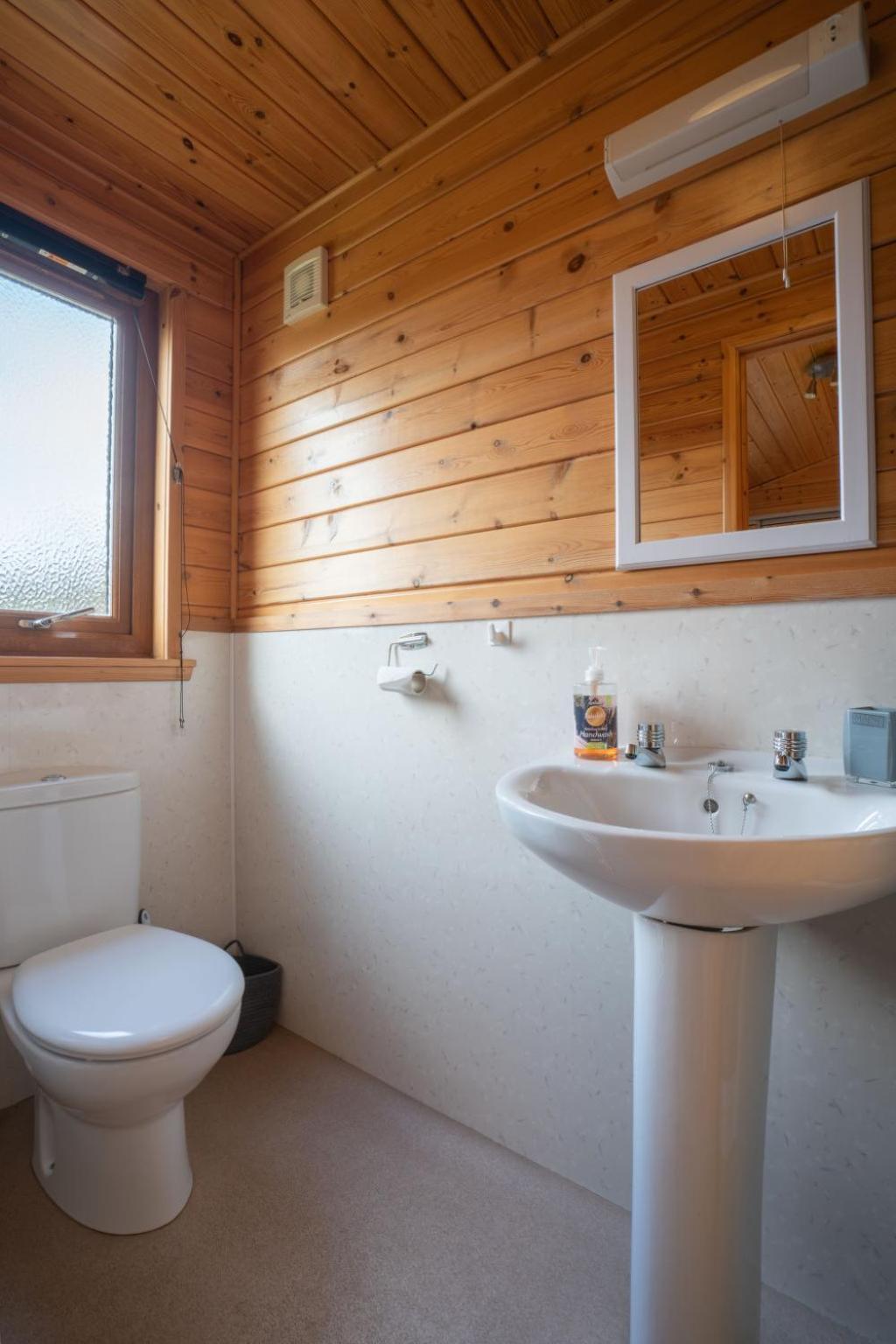Chalet Loch Leven Lodge 10 By Interhome Kinross Luaran gambar