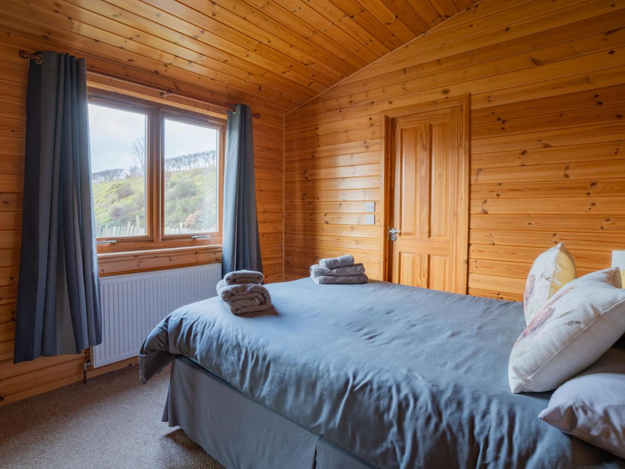 Chalet Loch Leven Lodge 10 By Interhome Kinross Luaran gambar