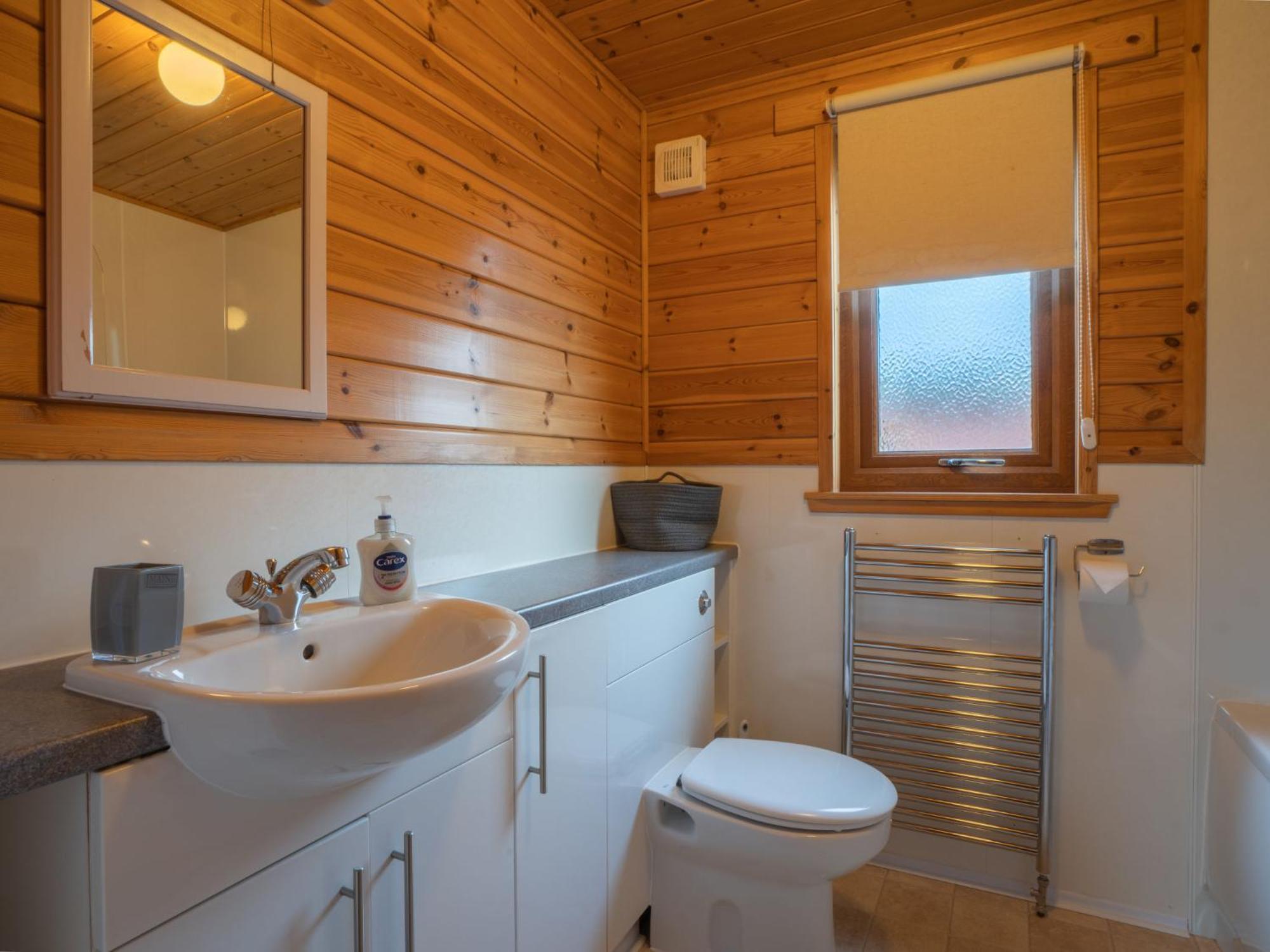 Chalet Loch Leven Lodge 10 By Interhome Kinross Luaran gambar