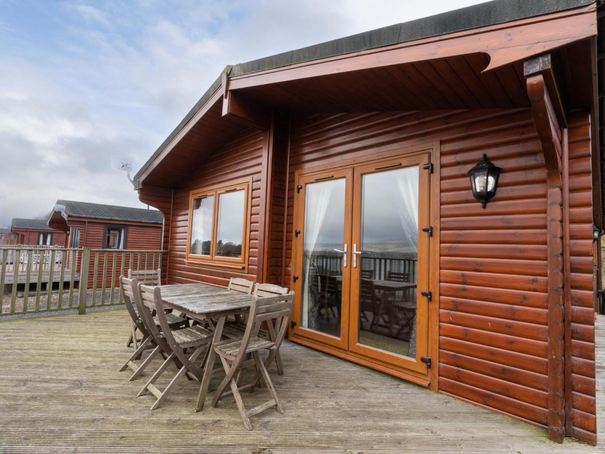 Chalet Loch Leven Lodge 10 By Interhome Kinross Luaran gambar